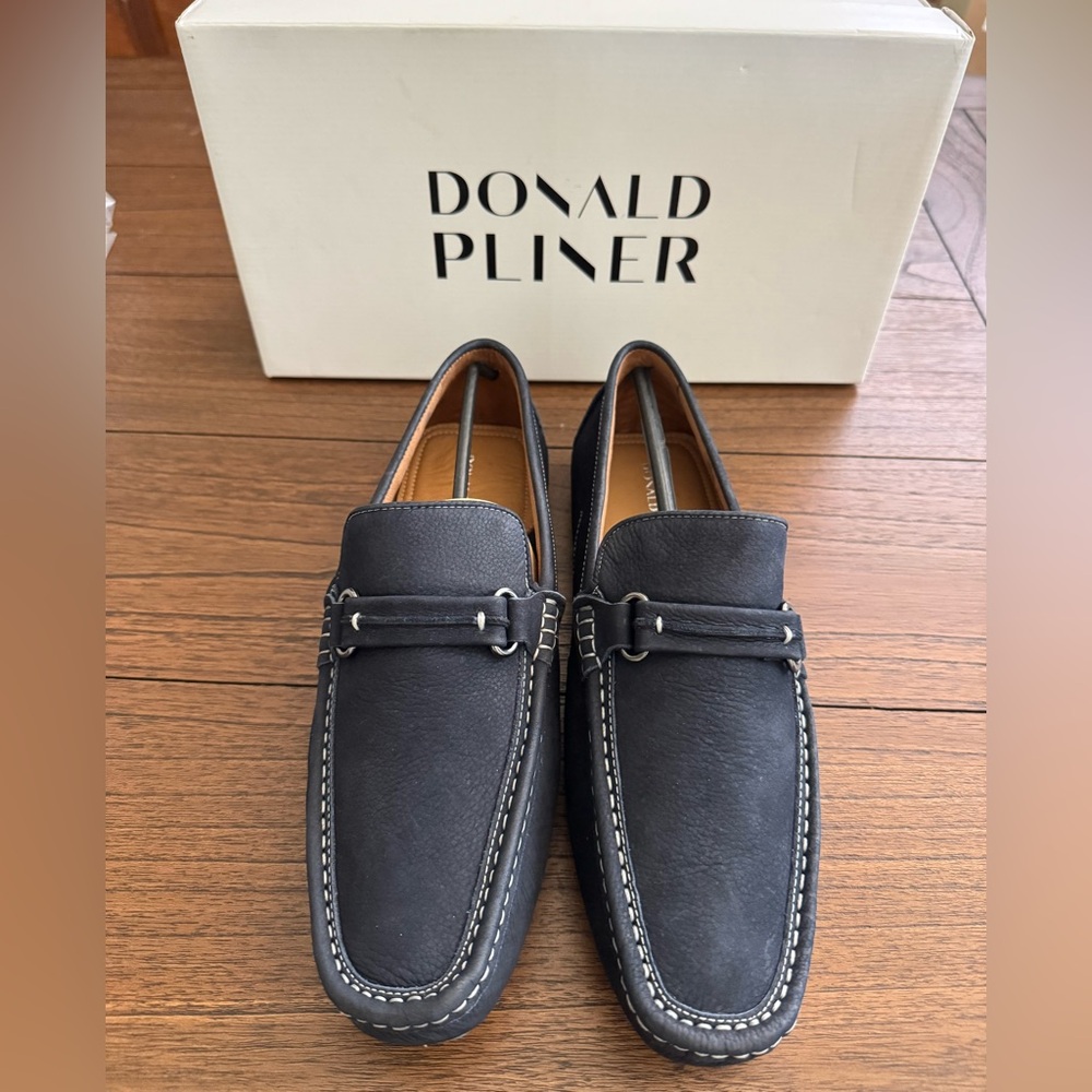 NWT Donald Pliner Donnie Loafers Navy Blue size10